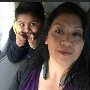 Meet your Posher, Elvia